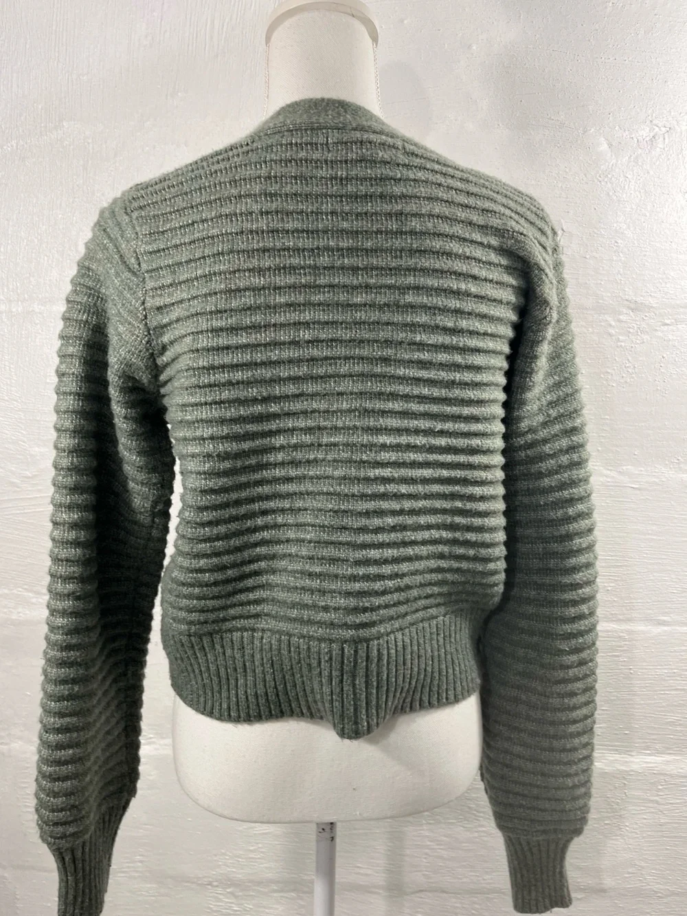 HAPPILY GREY CROPPED CARDIGAN